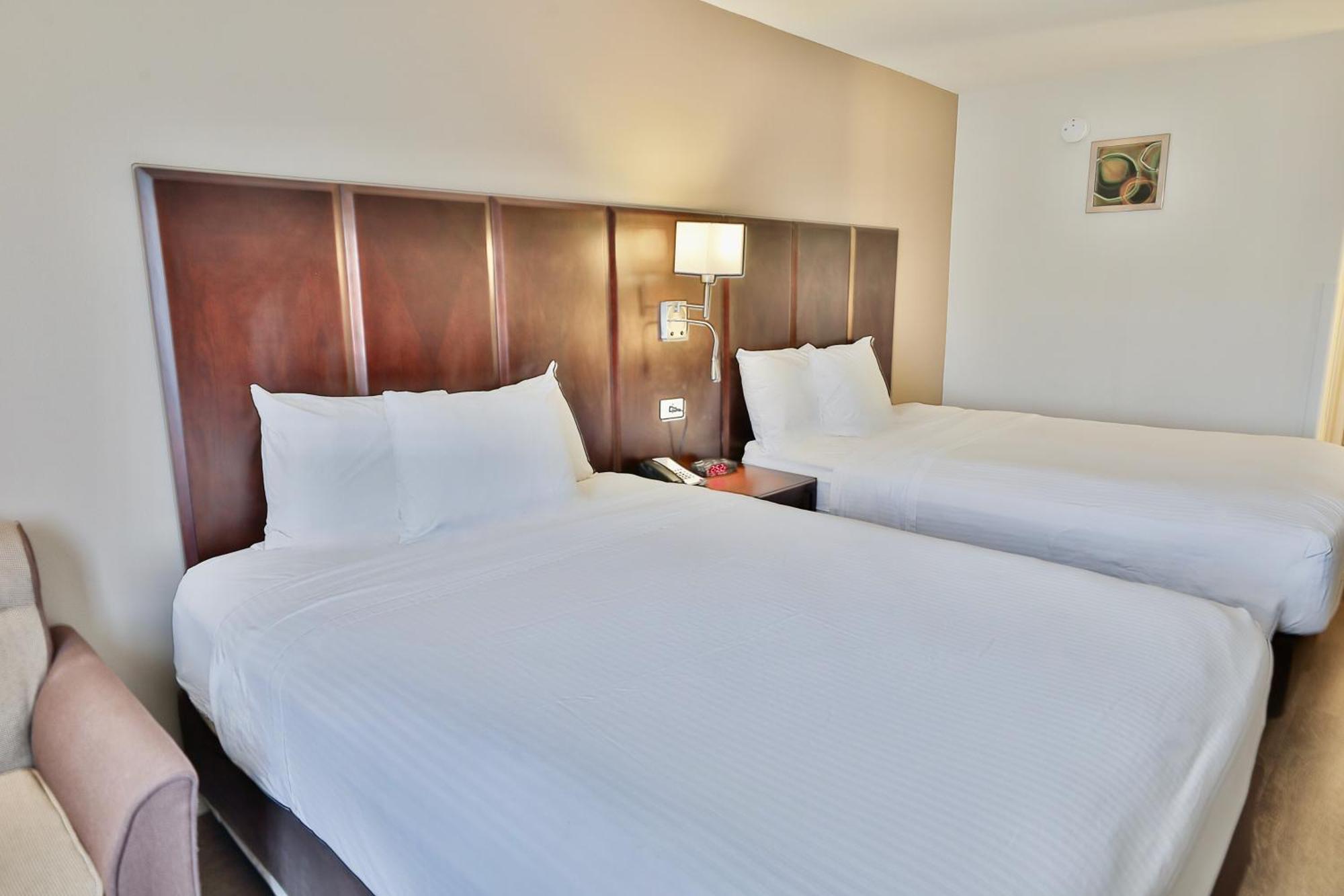 Отель Baymont By Wyndham Tucson Airport Экстерьер фото
